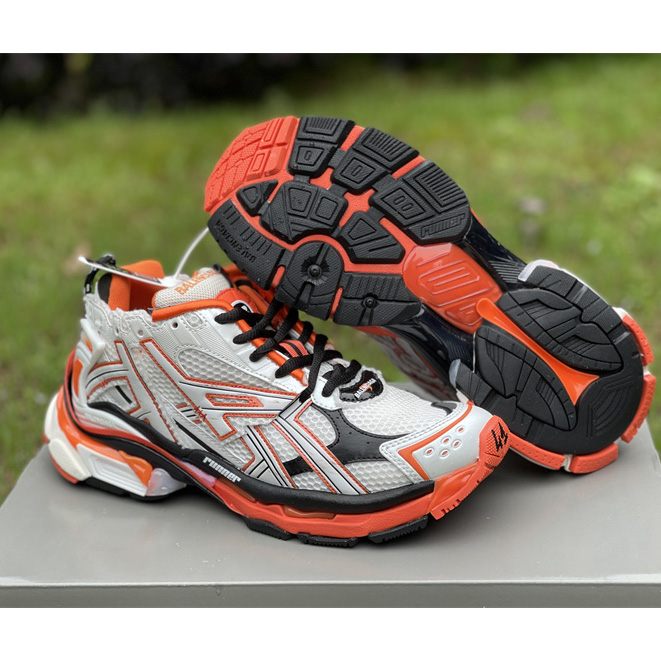 Balenciaga Runner-Sneaker „Weiß-Schwarz-Orange“. - EUR FASHION