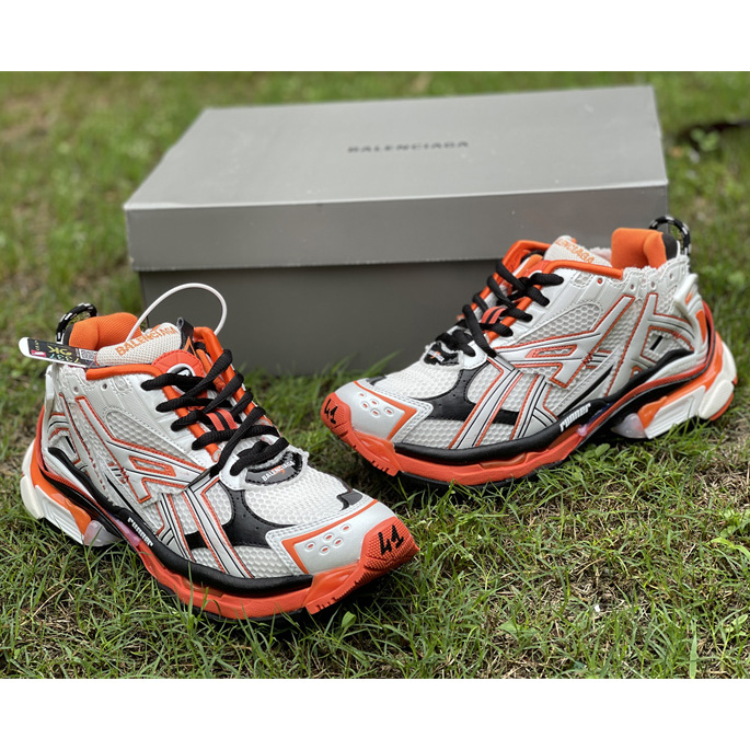 Balenciaga Runner-Sneaker „Weiß-Schwarz-Orange“. - EUR FASHION