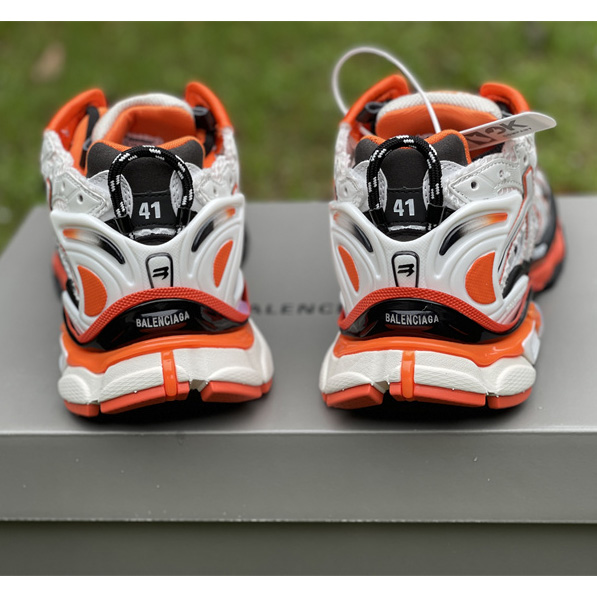 Balenciaga Runner-Sneaker „Weiß-Schwarz-Orange“. - EUR FASHION