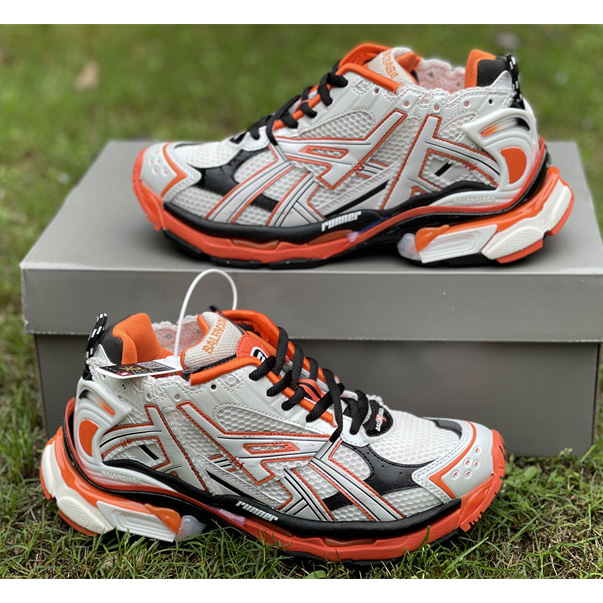 Balenciaga Runner-Sneaker „Weiß-Schwarz-Orange“. - EUR FASHION
