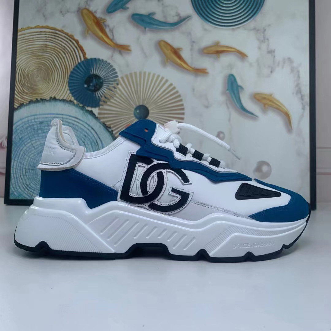 Dolce & Gabbana Low-Top-Sneaker mit Logo-Patch - EUR FASHION