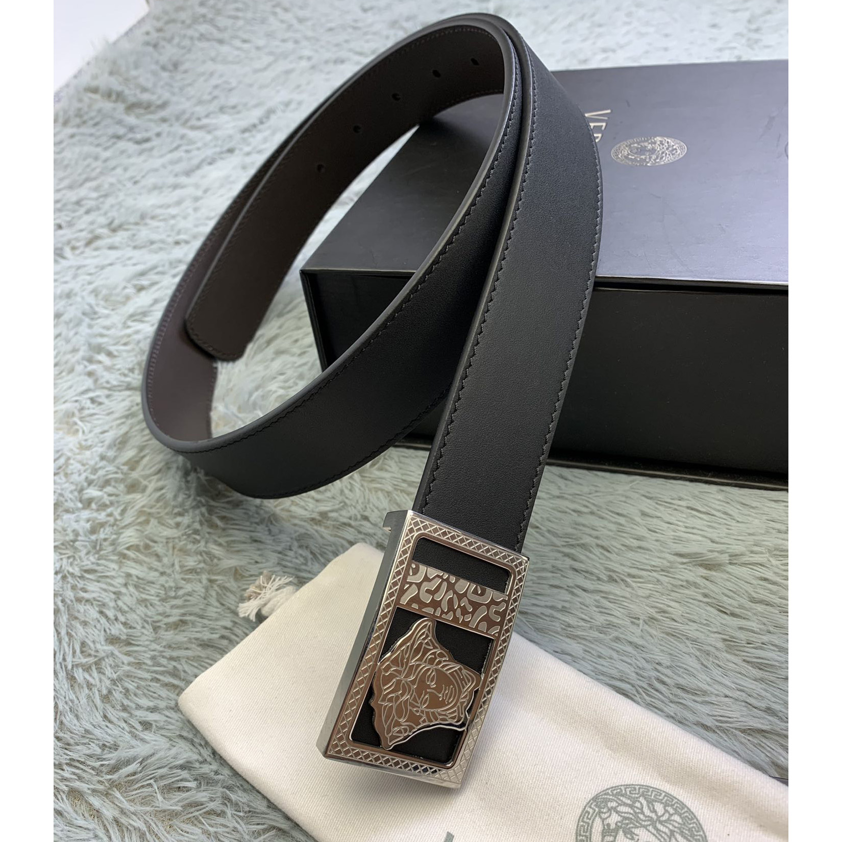 Versace Medusa-Kopf-Ledergürtel 35 mm - EUR FASHION