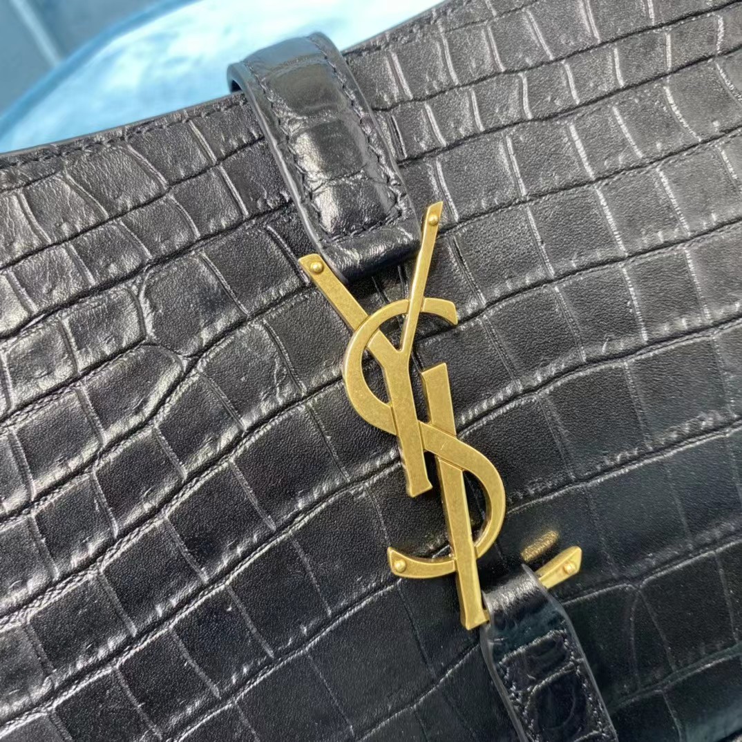 Saint Laurent Schwarze Ledertasche (23-16-6CM) - EUR FASHION