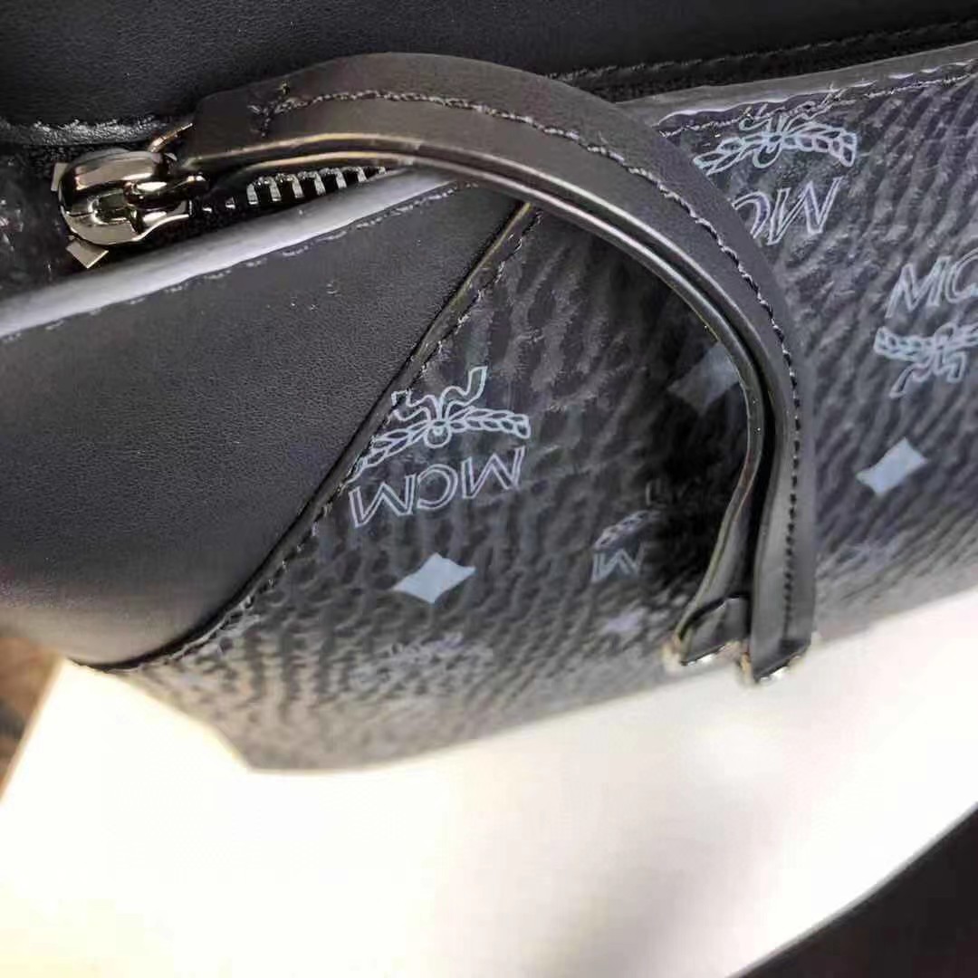MCM-Einkaufstasche mit Monogramm-Print (28–25–14 cm) - EUR FASHION