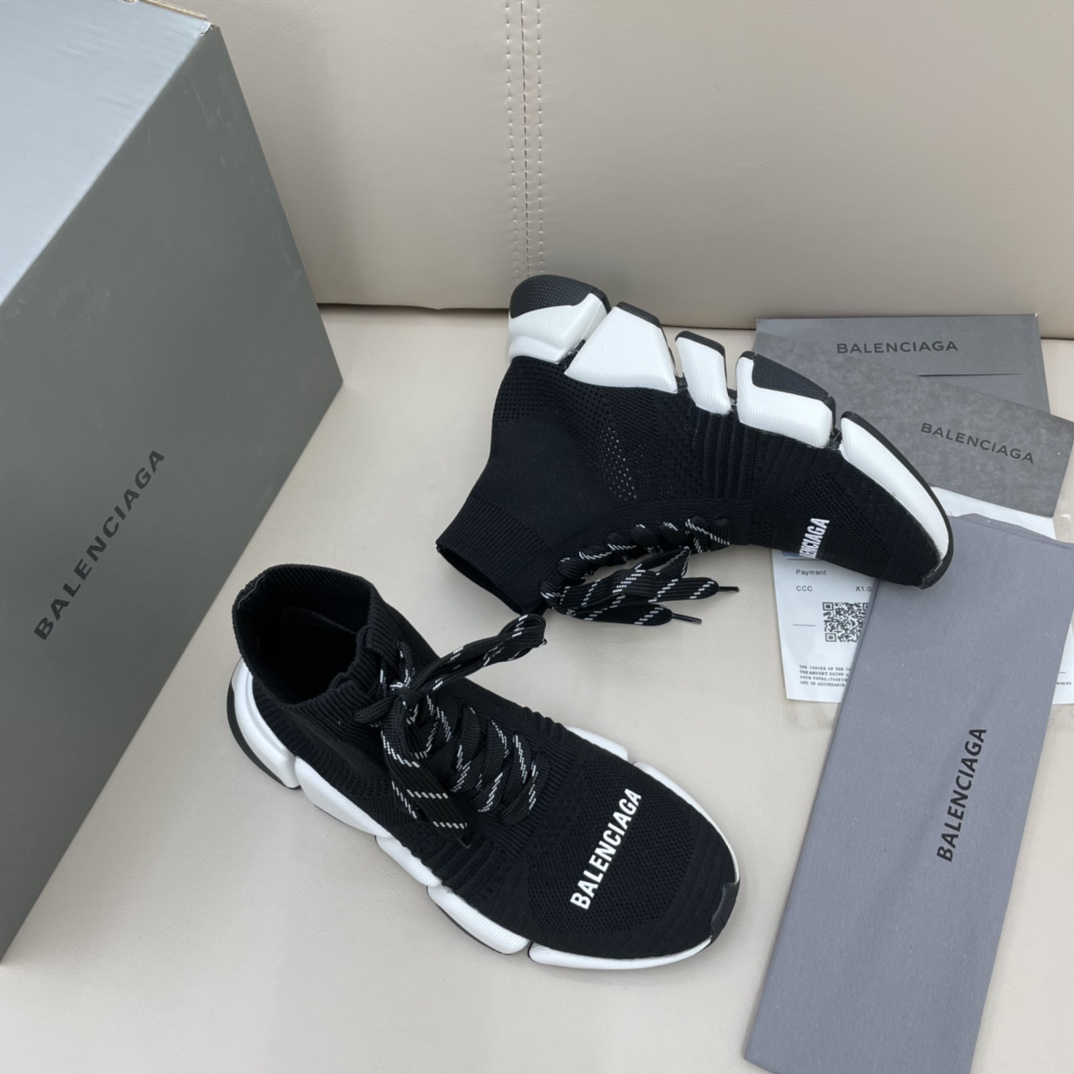 Balenciaga Speed ​​2.0 Schnür-Sneaker in Schwarz/Weiß - EUR FASHION