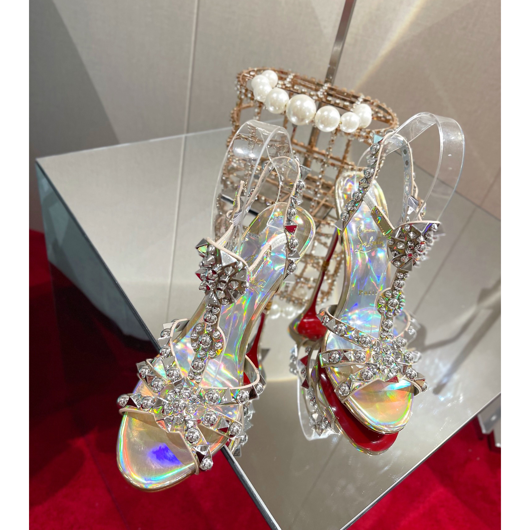 Silberne Sandale von Christian Louboutin (10 cm Absatzhöhe) - EUR FASHION