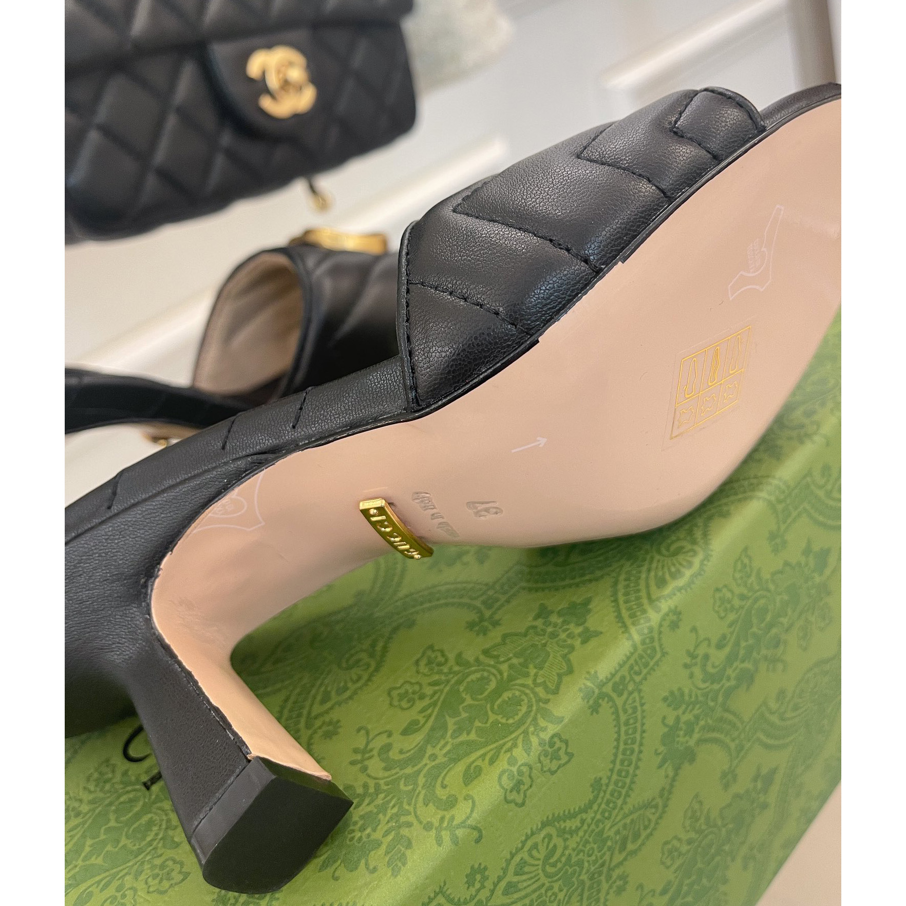 Gucci Double G Slide Sandale für Damen mit einer Absatzhöhe von 7,5 cm - EUR FASHION