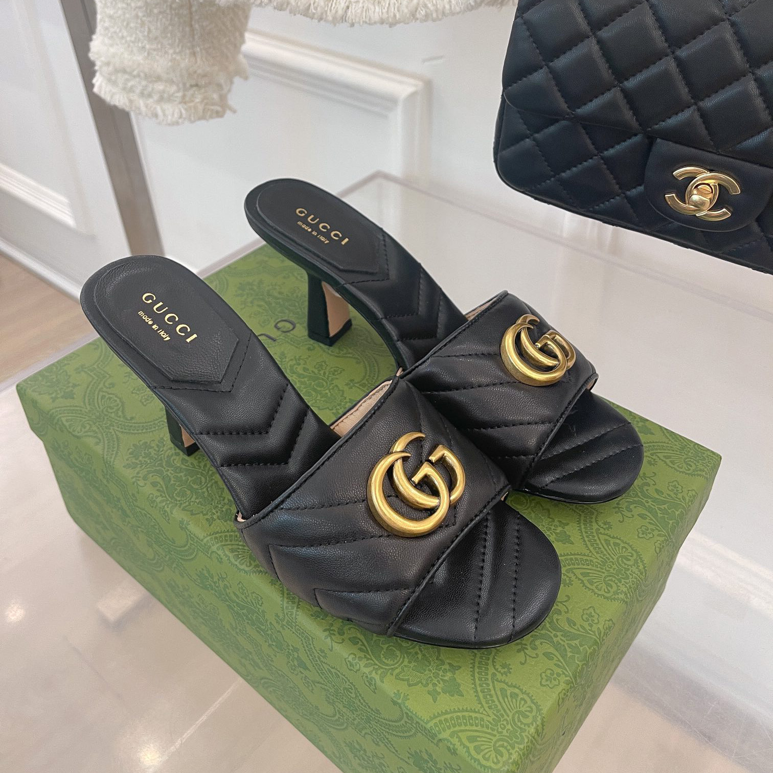 Gucci Double G Slide Sandale für Damen mit einer Absatzhöhe von 7,5 cm - EUR FASHION