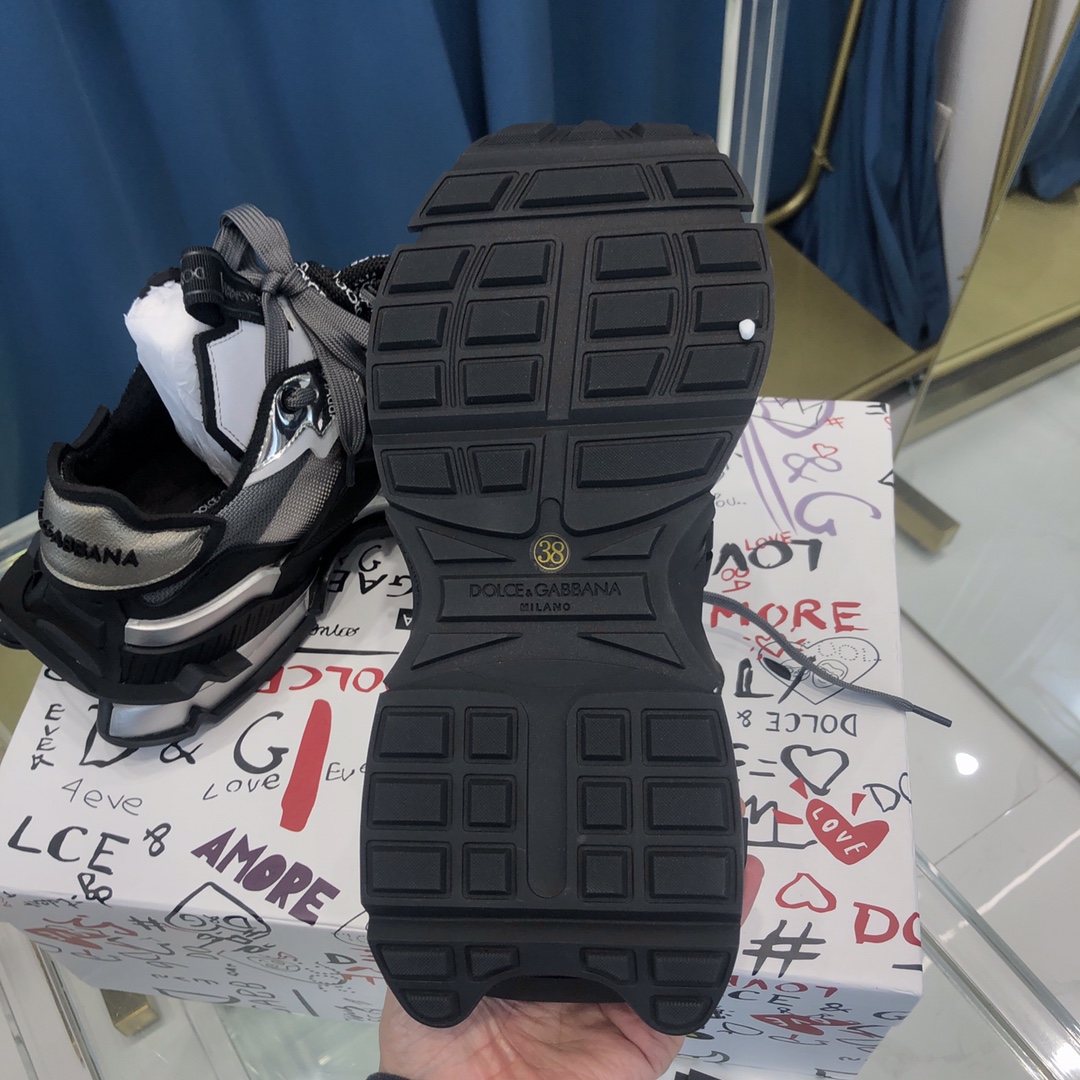 Dolce & Gabbana Space-Sneaker aus Materialmix - EUR FASHION