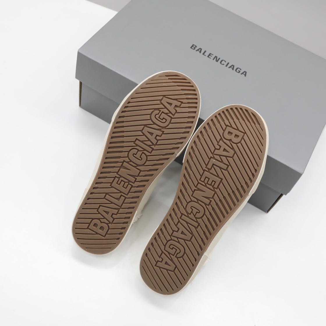Balenciaga Herren Paris Sneaker Mule in Weiß - EUR FASHION