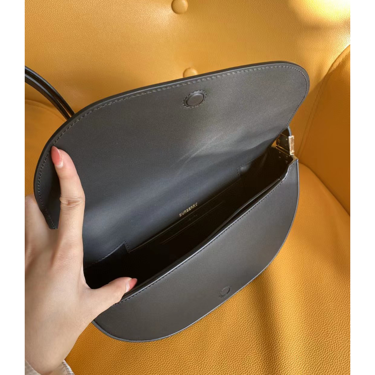 Burberry Olyma Umhängetasche (26-15-5,5 cm) - EUR FASHION