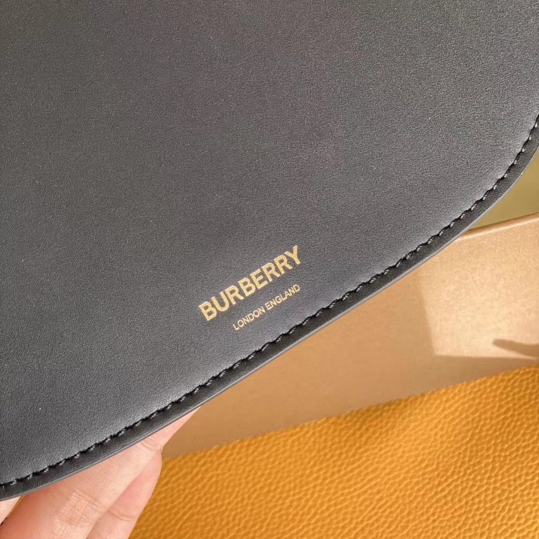 Burberry Olyma Umhängetasche (26-15-5,5 cm) - EUR FASHION