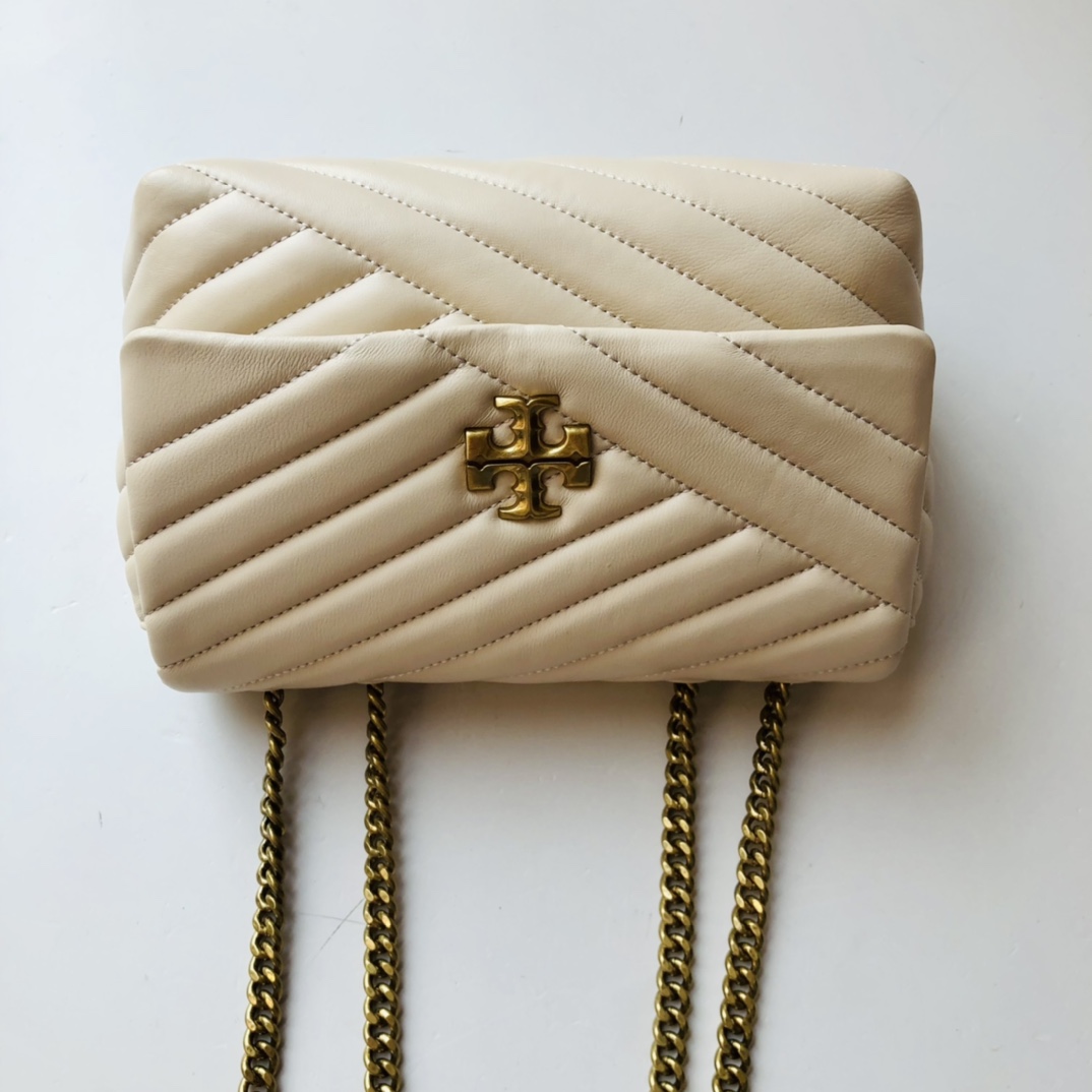 ToryBurch Kira Chevron Convertible Umhängetasche (22,5–15–8 cm) TB316S90452 - EUR FASHION