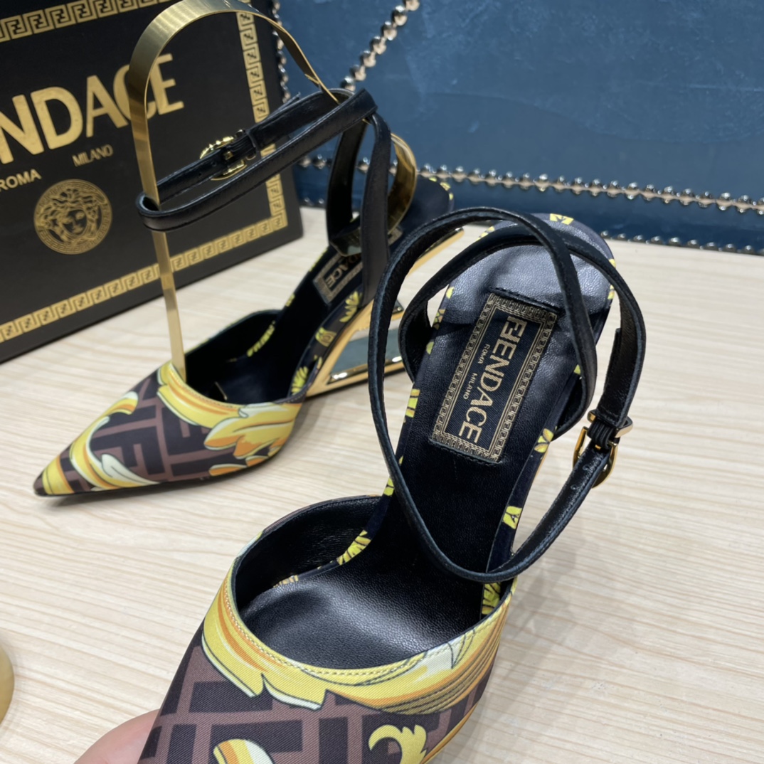 Fendi x Versace Fendace bedruckte hochhackige Seiden-Slingbacks - EUR FASHION