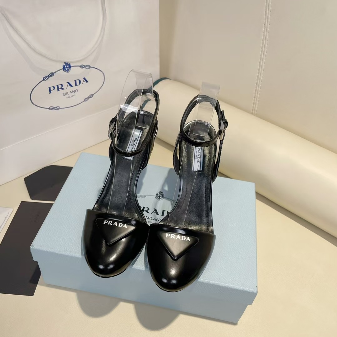 Prada Slingback-Pumps aus Lackleder - EUR FASHION
