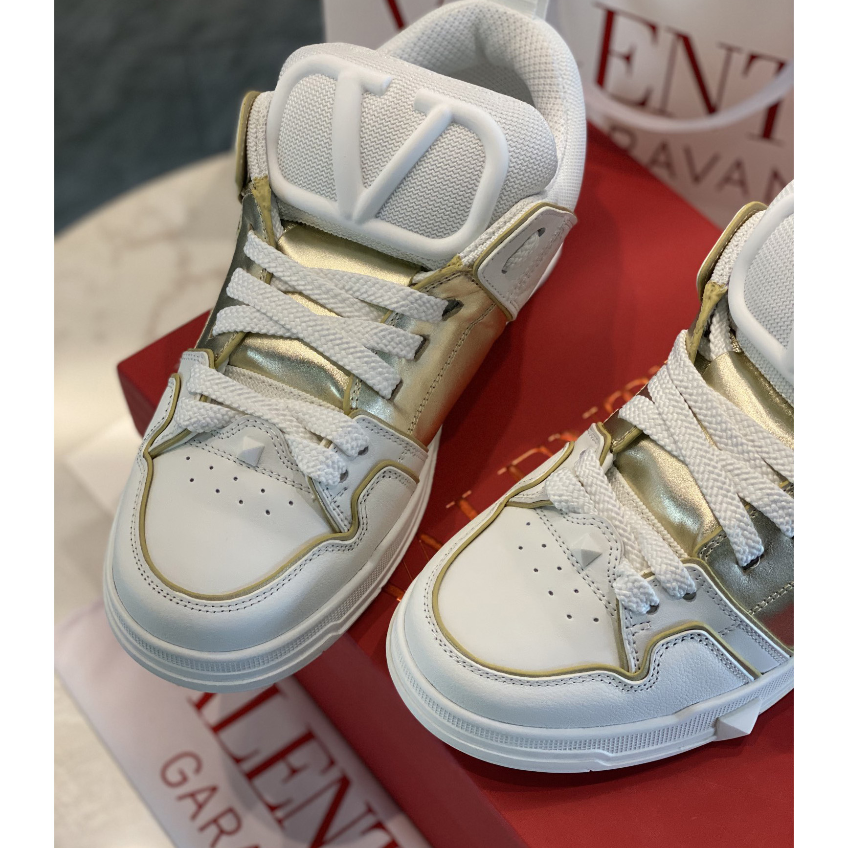 Valenti Open Skate Sneaker aus Kalbsleder und Stoff - EUR FASHION