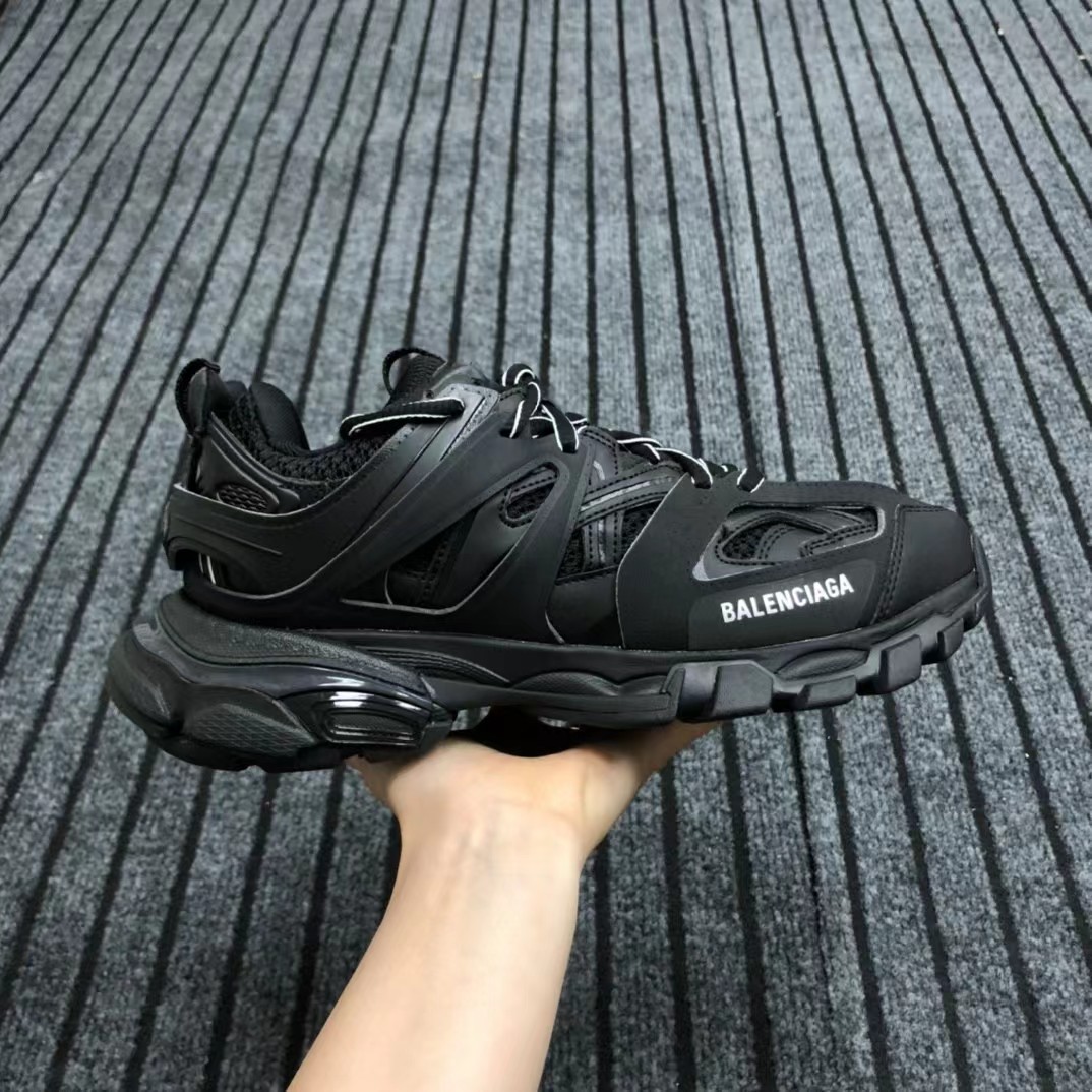 Balenciaga Track Sneaker - EUR FASHION