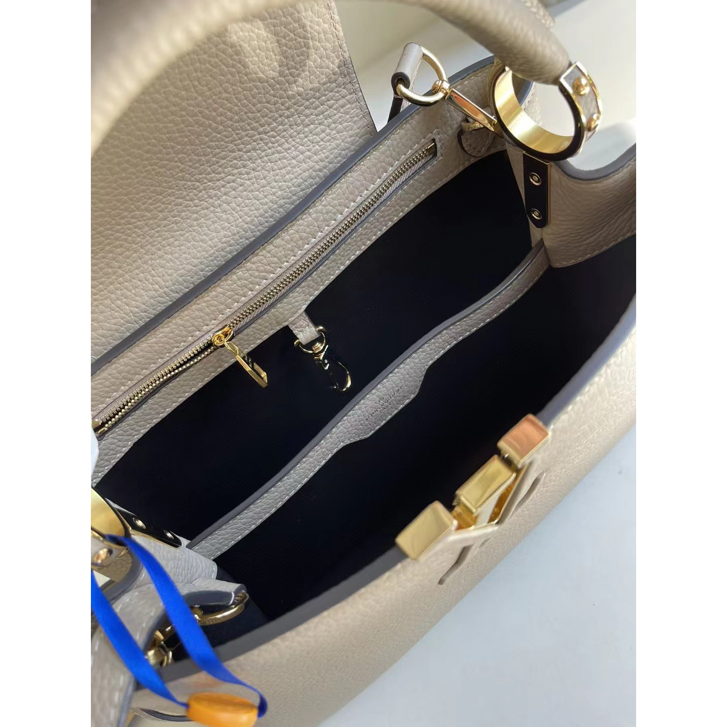 Louis Vuitton Capucines Handtasche (27-18-9 cm) - EUR FASHION