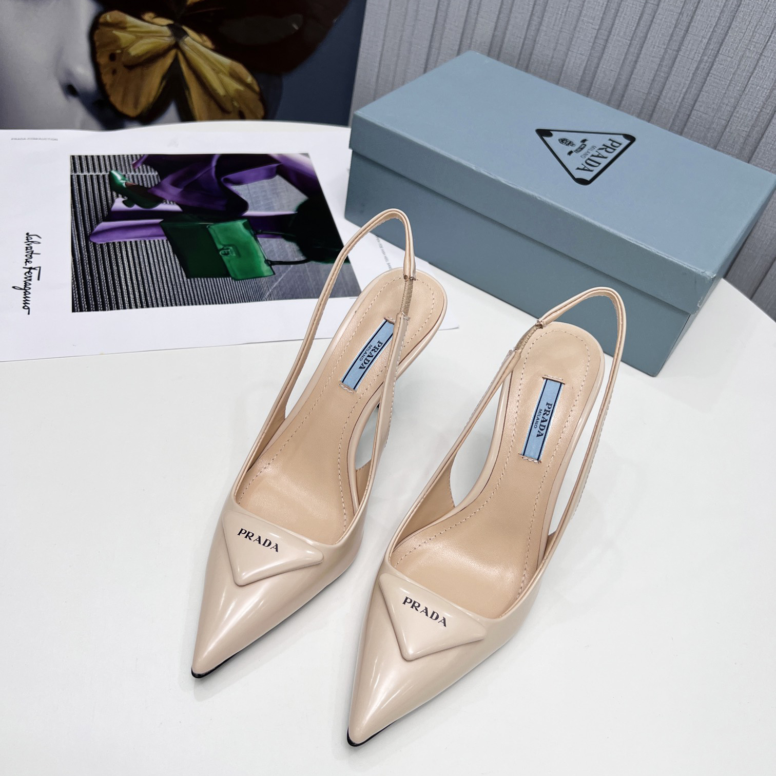 Prada Slingback-Pumps aus gebürstetem Leder - EUR FASHION