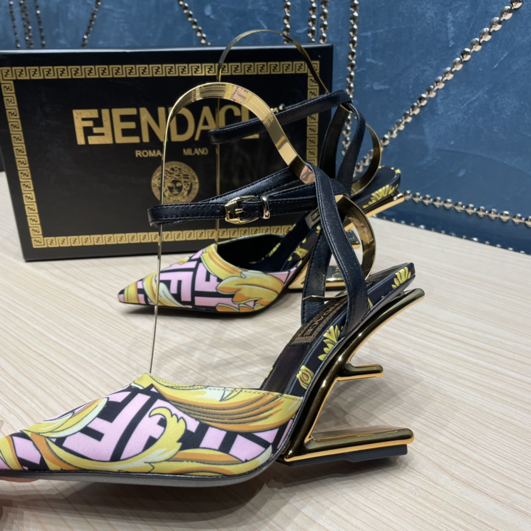 Fendi x Versace Fendace bedruckte hochhackige Seiden-Slingbacks - EUR FASHION