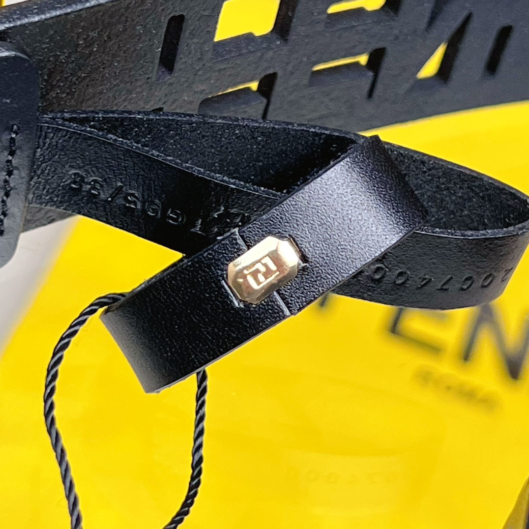 Fendi-Ledergürtel - EUR FASHION