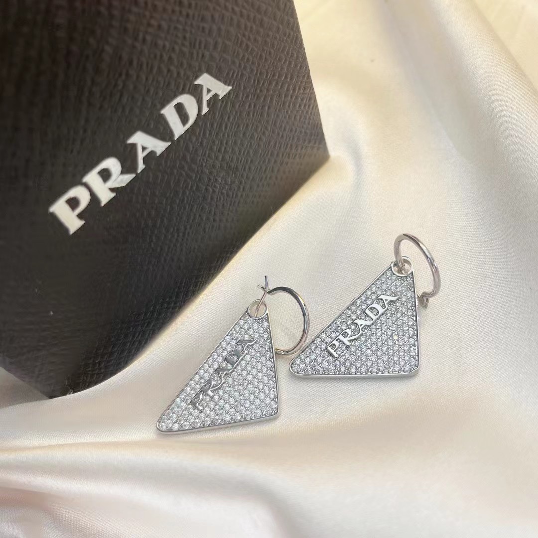 Prada-Ohrring mit Kristalllogo und Juwelen - EUR FASHION