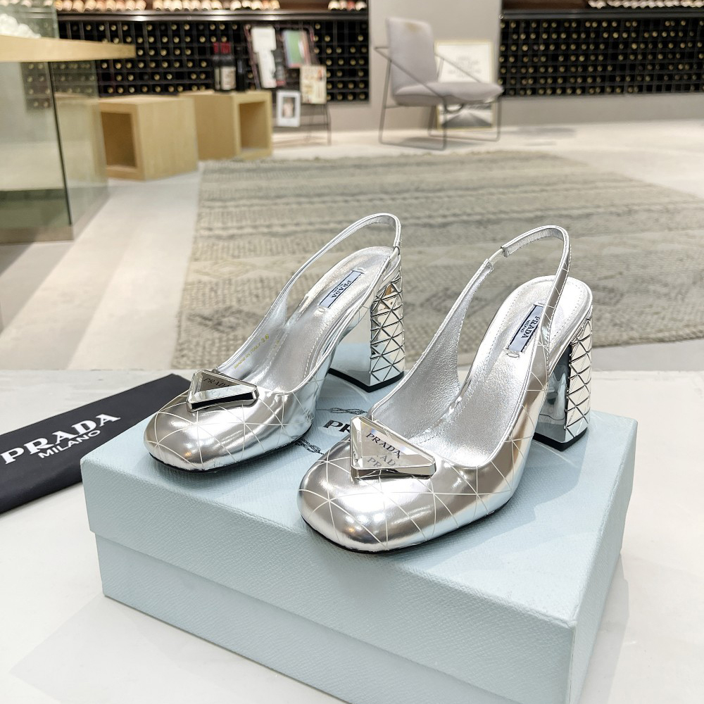 Prada Slingback-Pumps aus Metallic-Leder - EUR FASHION