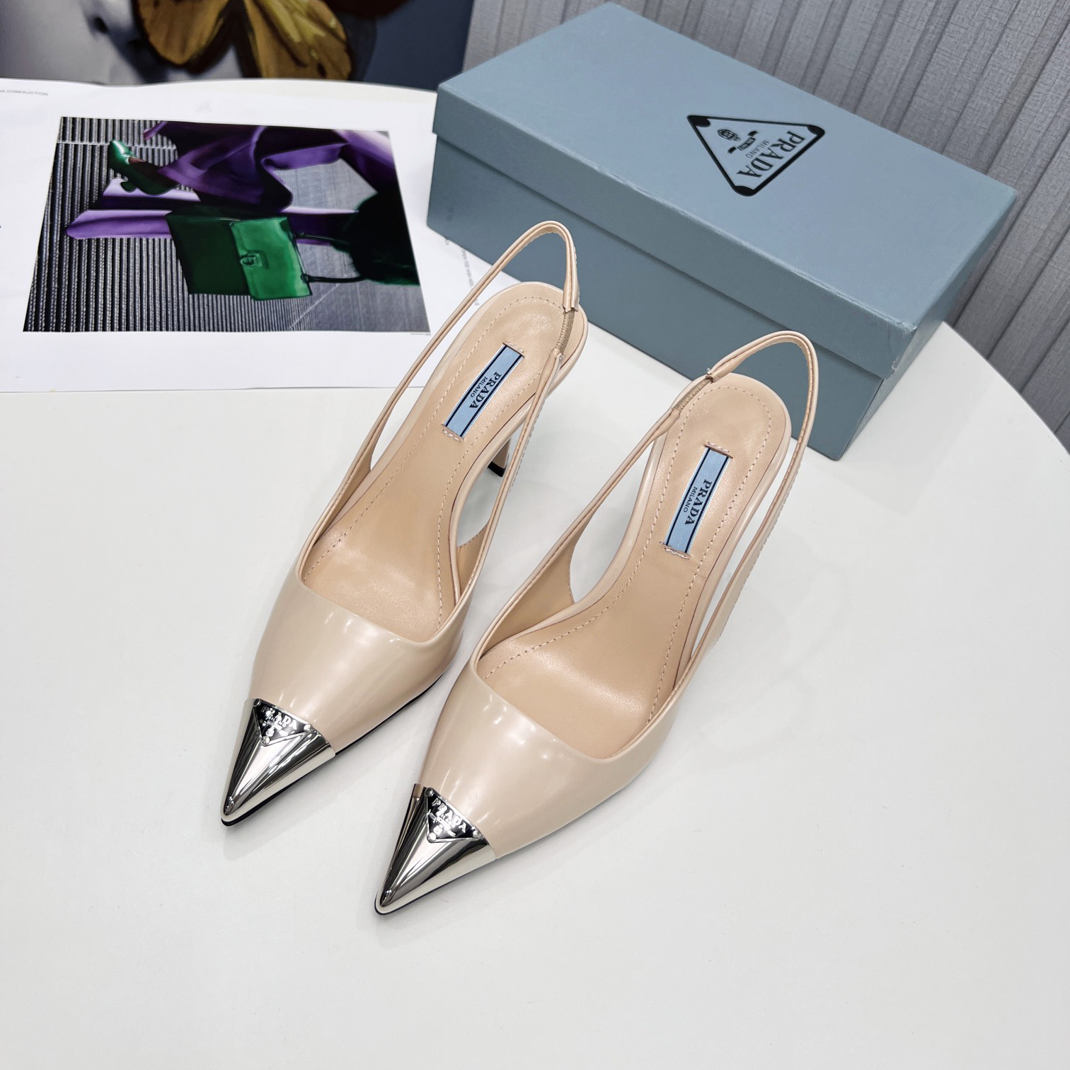 Prada Slingback-Pumps aus gebürstetem Leder - EUR FASHION