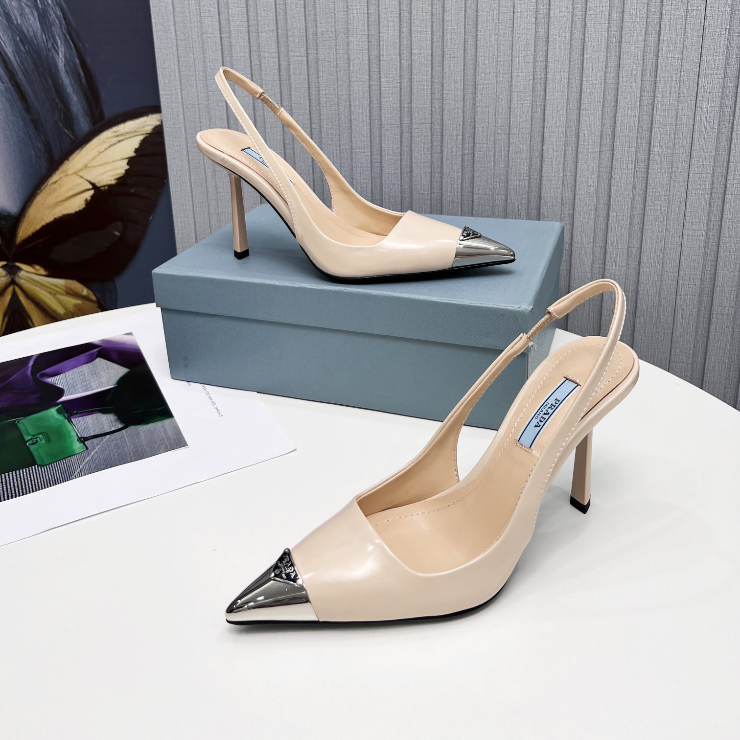 Prada Slingback-Pumps aus gebürstetem Leder - EUR FASHION