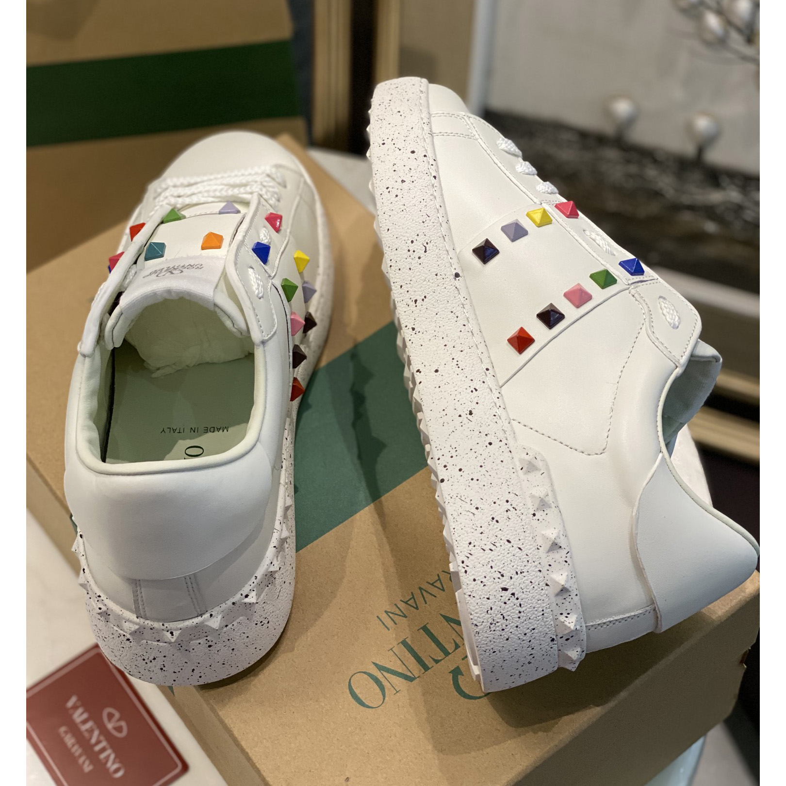 Valenti Open For A Change Sneaker aus biobasiertem Material in Weiß/Mehrfarbig - EUR FASHION