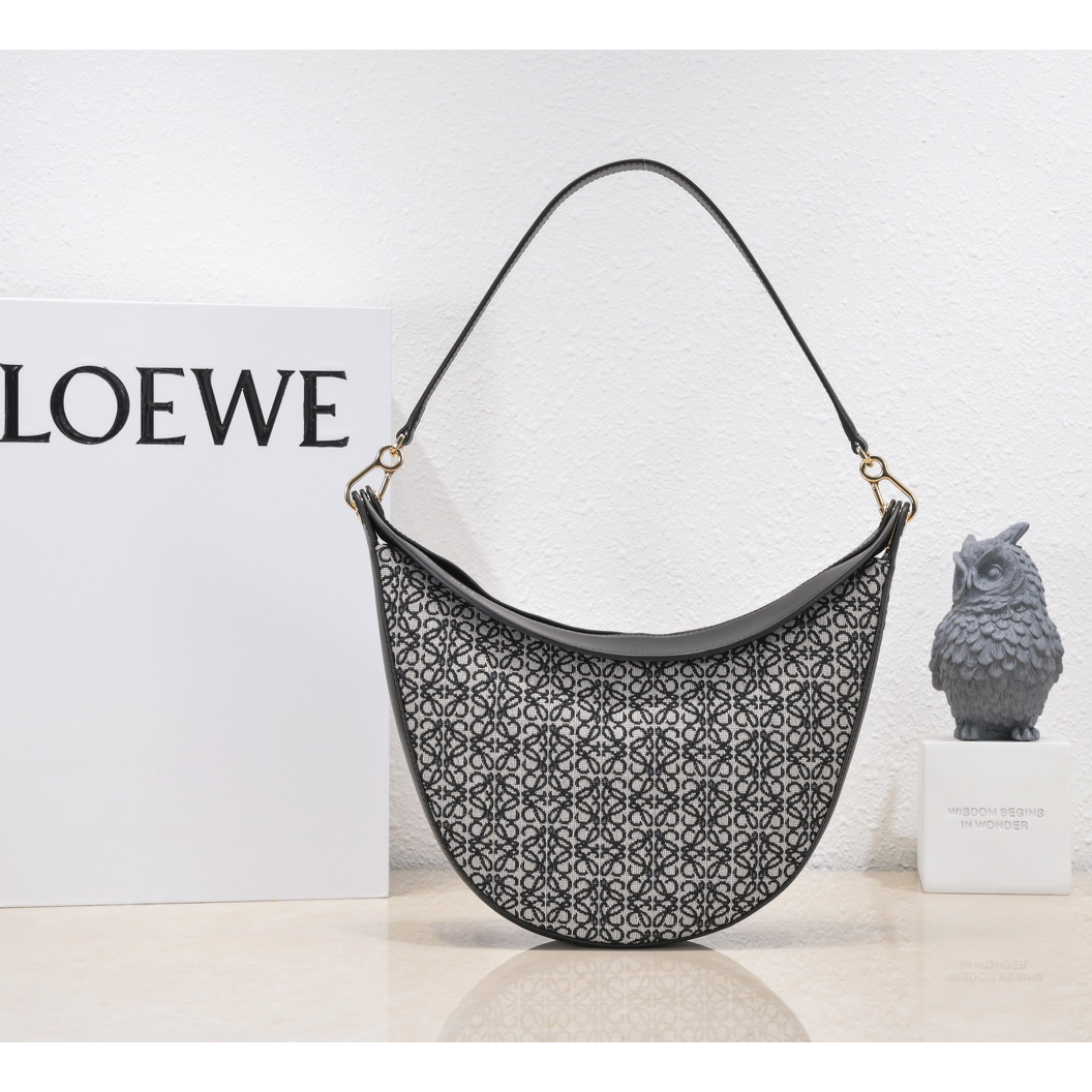 Loewe Luna Tasche aus Anagram-Jacquard und klassischem Kalbsleder (29,5–27–8 cm) - EUR FASHION