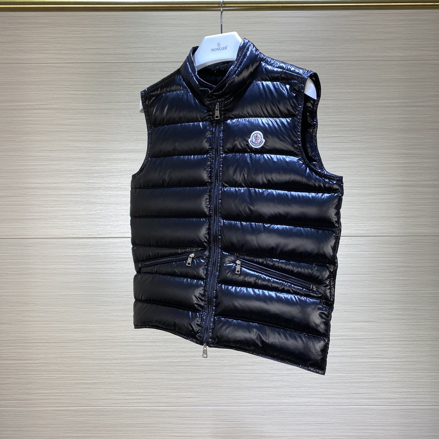 Moncler Weste in Schwarz - EUR FASHION