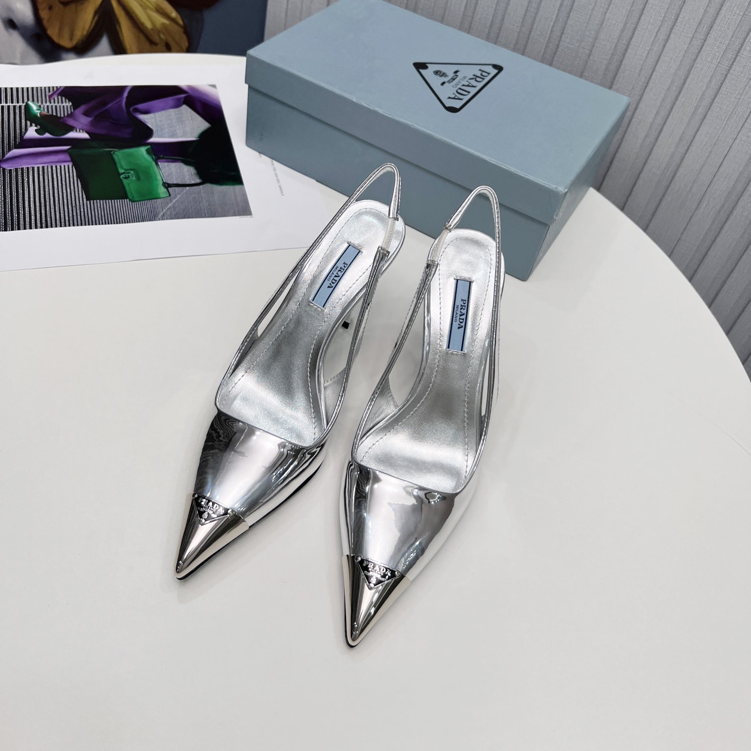 Prada Slingback-Pumps aus gebürstetem Leder - EUR FASHION