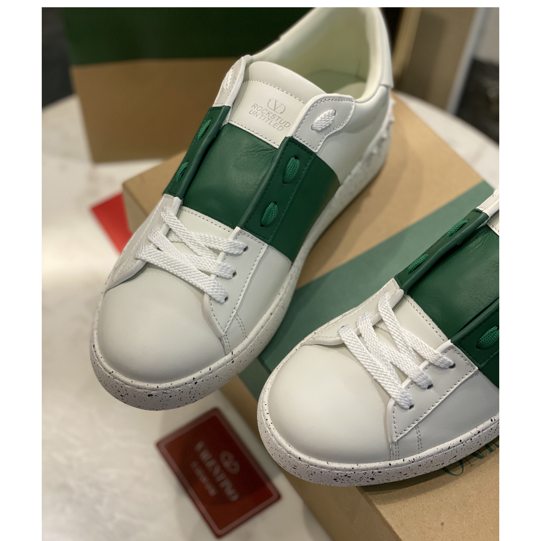 Valenti Open For A Change Sneaker aus biobasiertem Material in Weiß/Grün - EUR FASHION