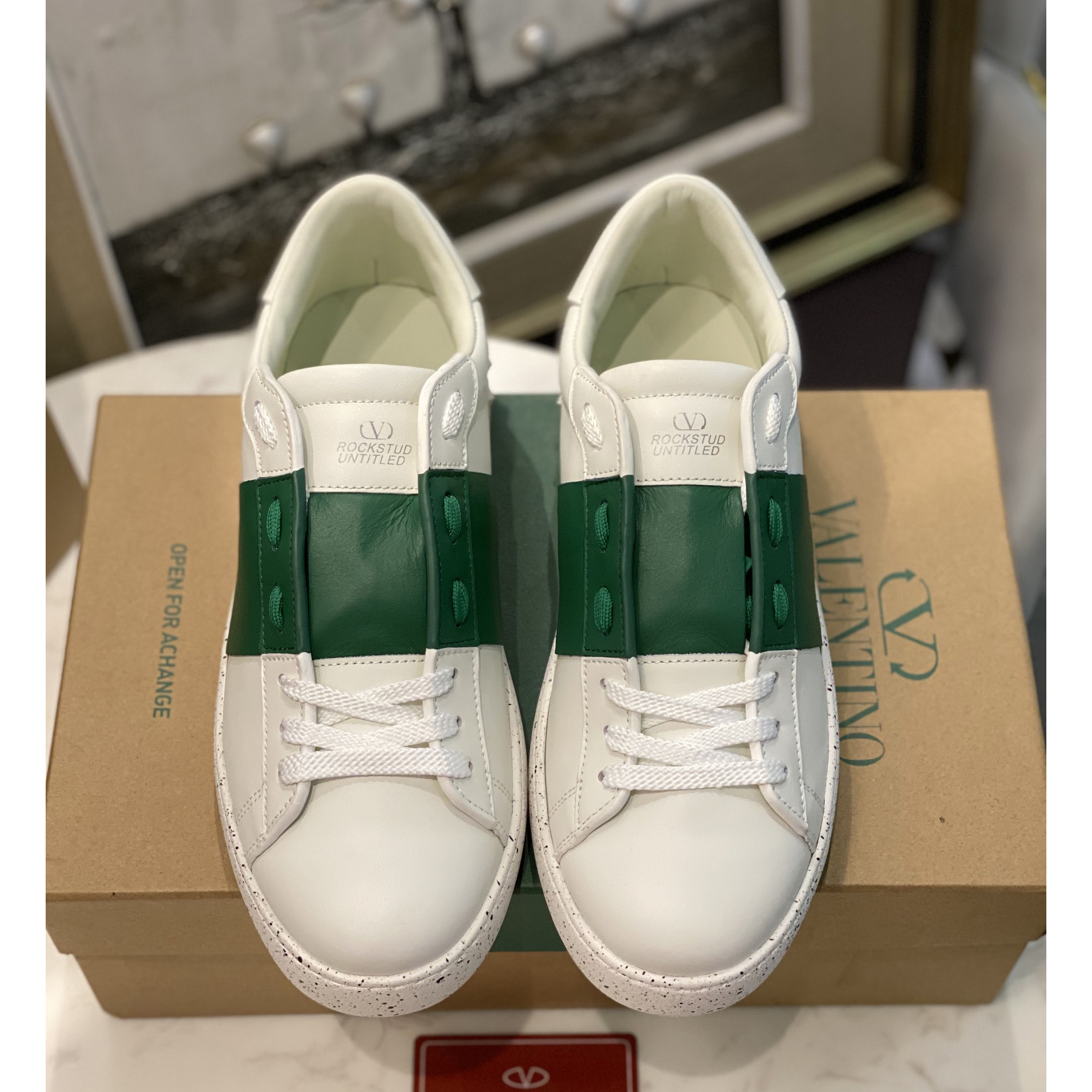 Valenti Open For A Change Sneaker aus biobasiertem Material in Weiß/Grün - EUR FASHION