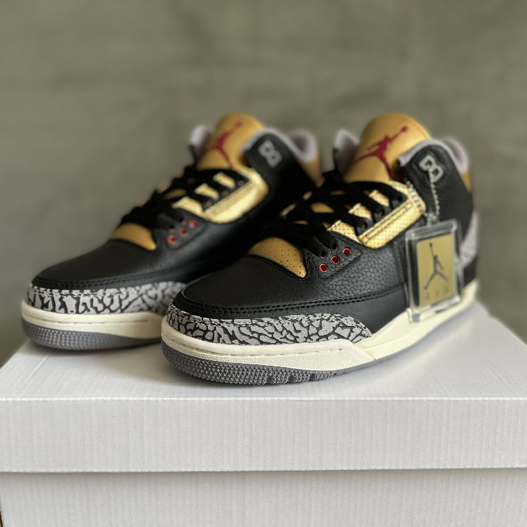 Jordan 3 Retro-Sneaker in Schwarz und Gold CK9246-067 - EUR FASHION