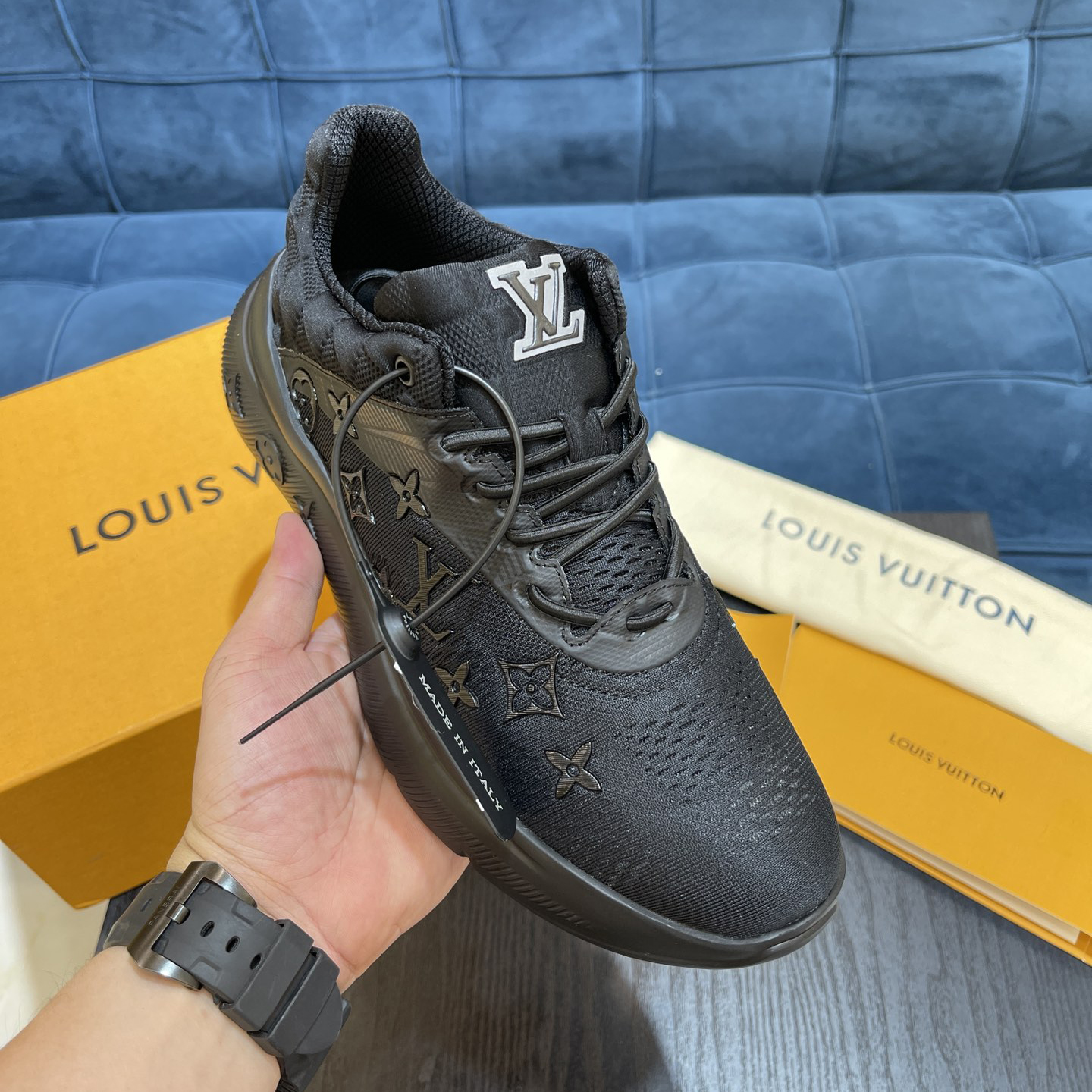 Louis Vuitton Show Up Sneaker 1A9JRJ - EUR FASHION