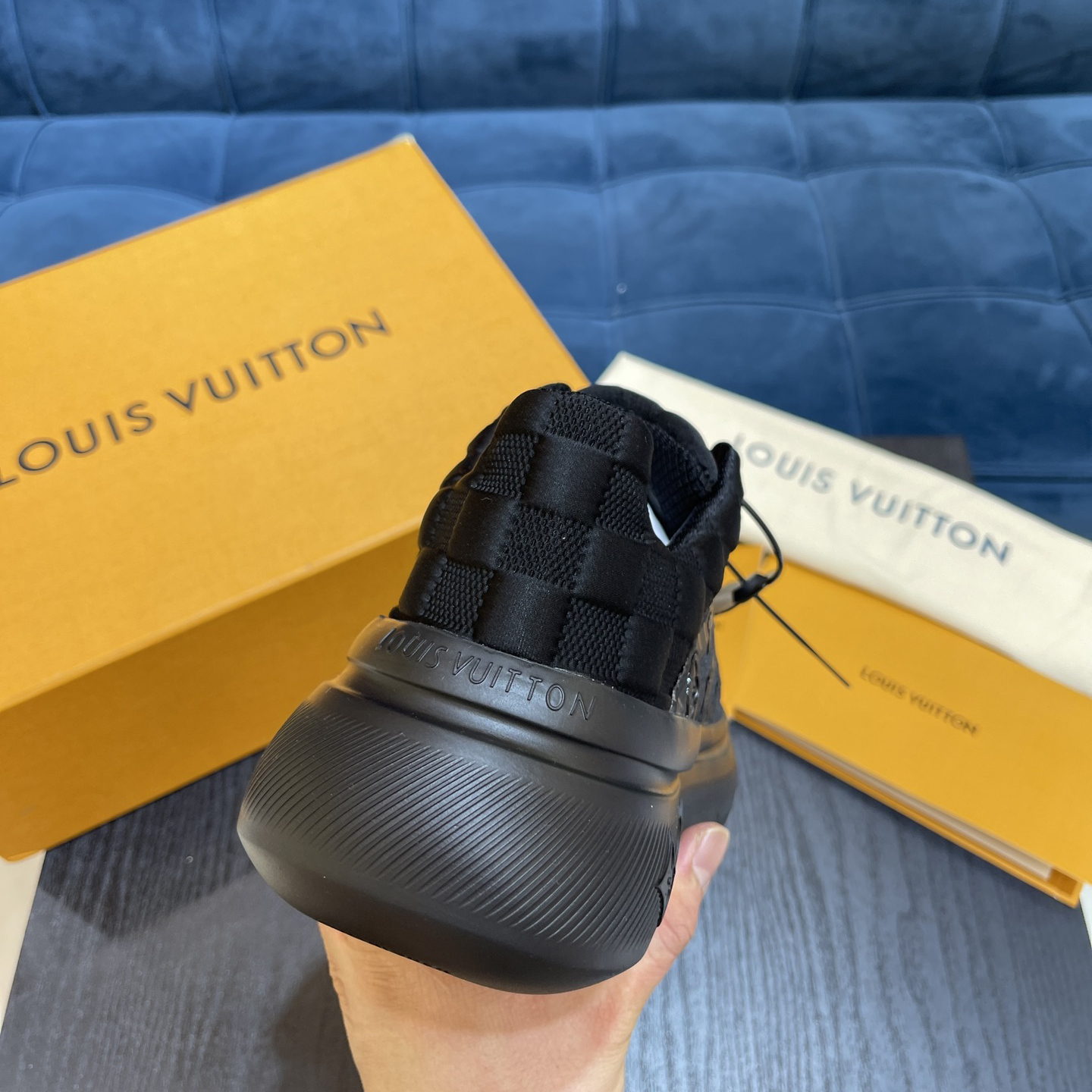 Louis Vuitton Show Up Sneaker 1A9JRJ - EUR FASHION