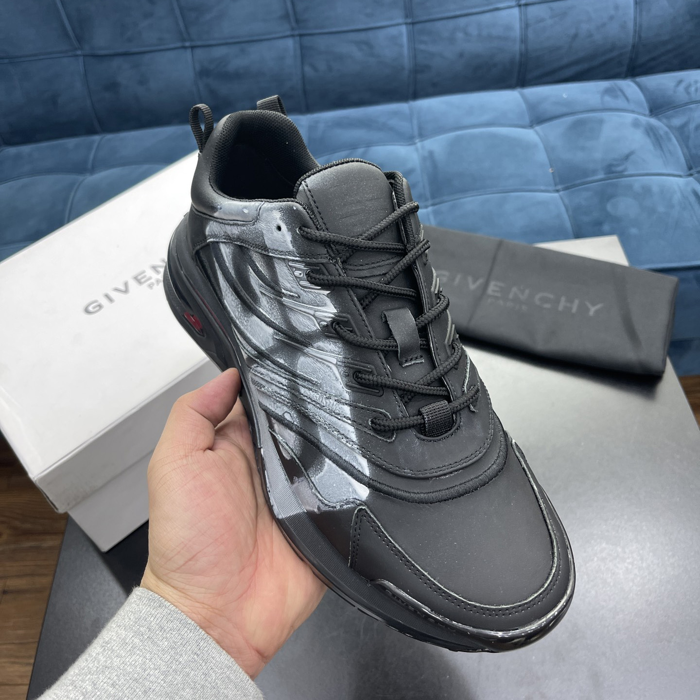 Givenchy-Logo-Sneaker in Schwarz - EUR FASHION