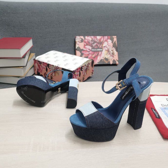 Dolce & Gabbana Runway Patchwork-Denim-Plateausandalen - EUR FASHION