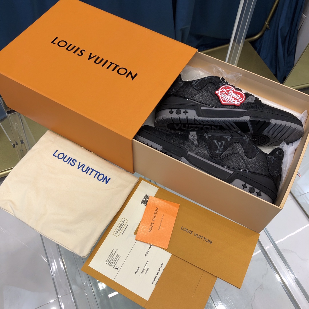 Louis Vuitton LV Trainer Sneaker 1A9IPP - EUR FASHION
