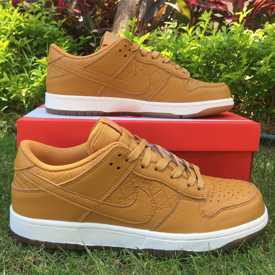 Nike SB Zoom Dunk Low Sneaker DX3374-700 - EUR FASHION