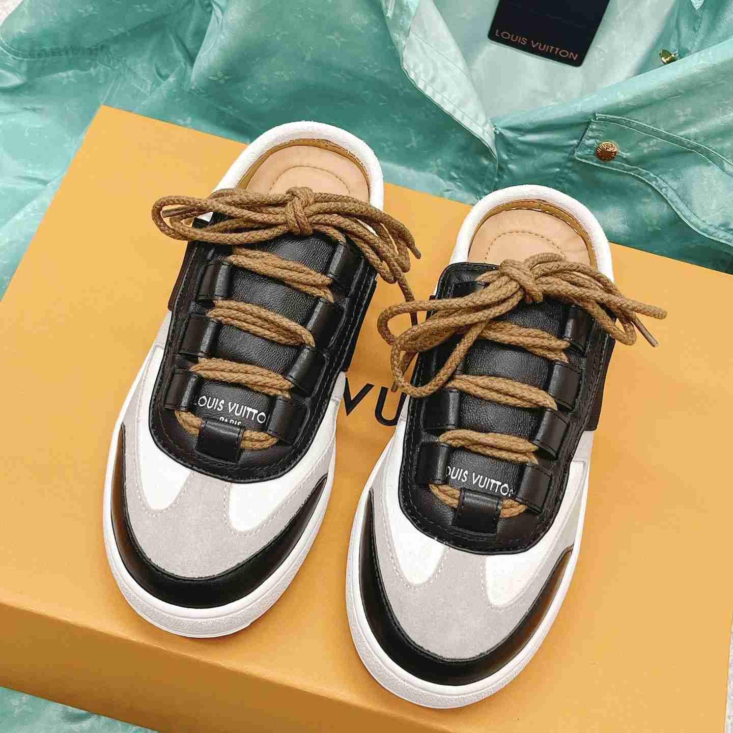 Louis Vuitton Lous Sneaker mit offener Rückseite 1AAOO2 - EUR FASHION