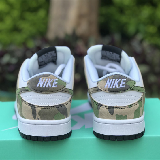 Nike SB Dunk Low Sneakers 854866-331 - EUR FASHION