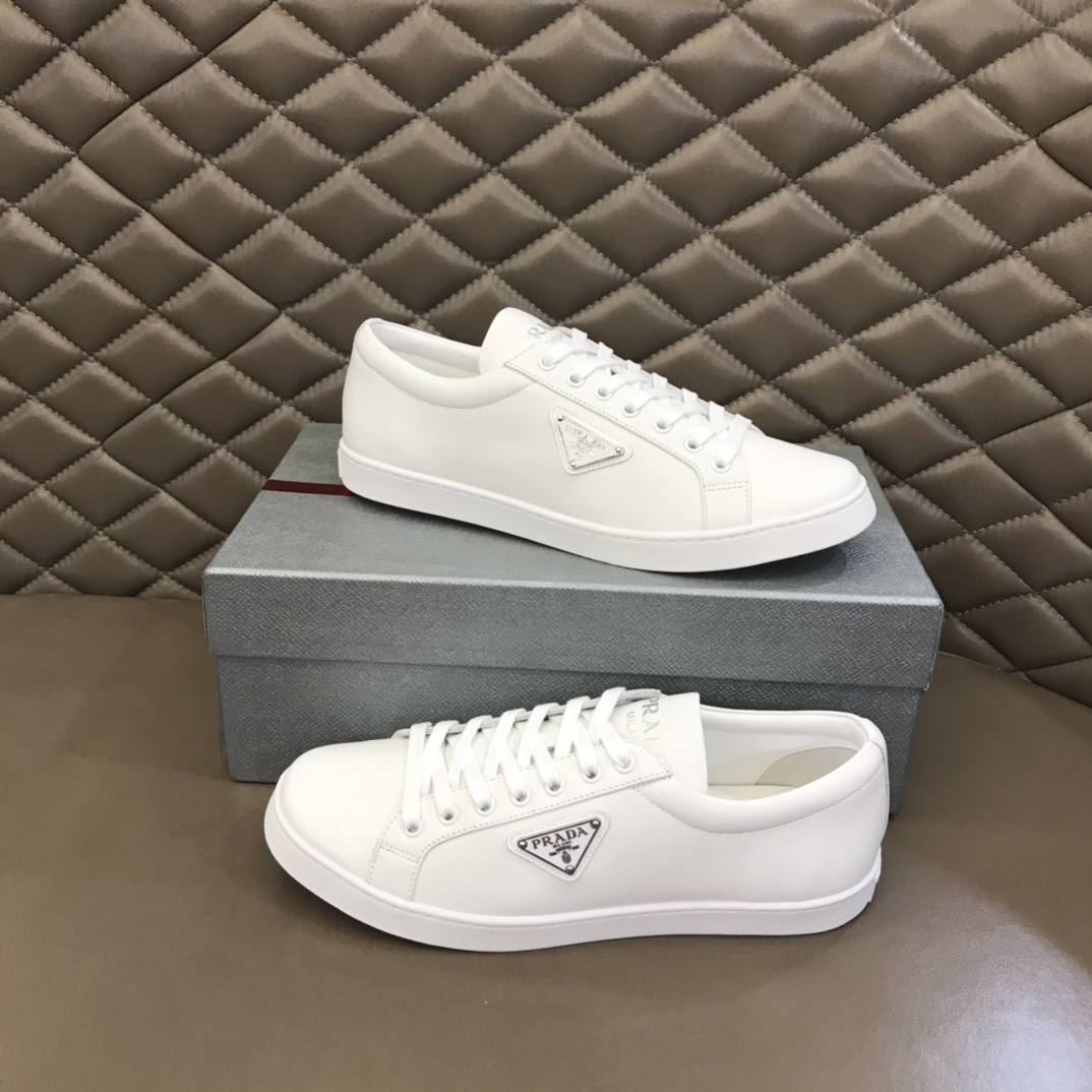 Prada-Sneaker aus gebürstetem Leder (nach britischer Größe) - EUR FASHION