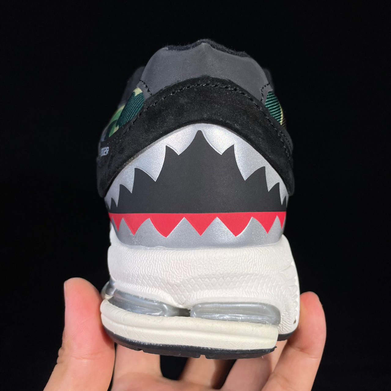 New Balance 2002R x Bape Turnschuhe M2002RBF - EUR FASHION