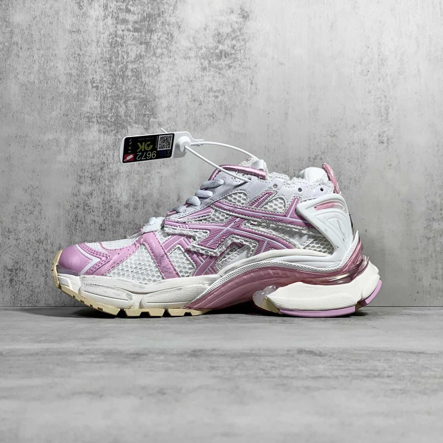 Balenciaga Runner Sneaker aus weißem, rosa, beigem und schwarzem Mesh und Nylon - EUR FASHION