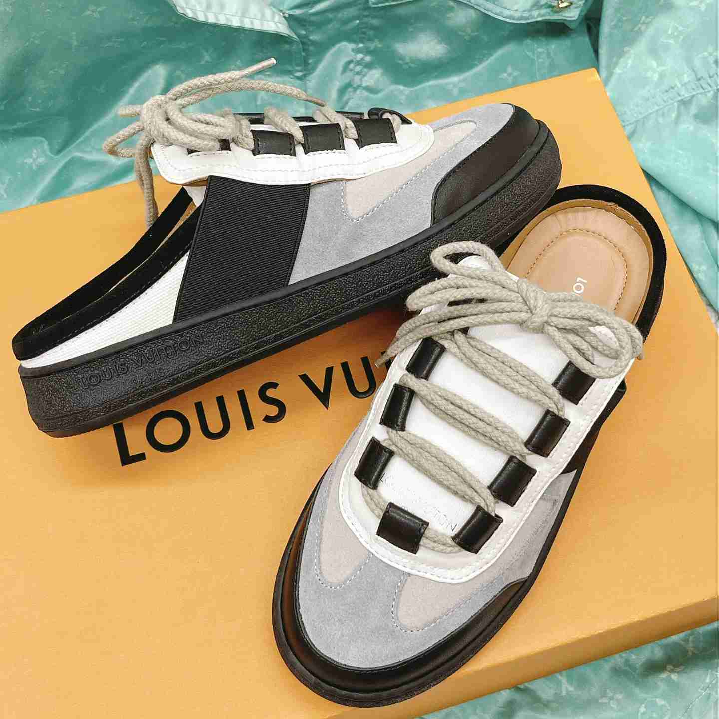 Louis Vuitton Lous Sneaker mit offener Rückseite - EUR FASHION