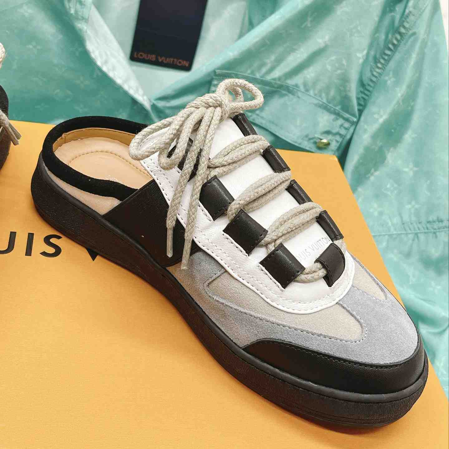 Louis Vuitton Lous Sneaker mit offener Rückseite - EUR FASHION