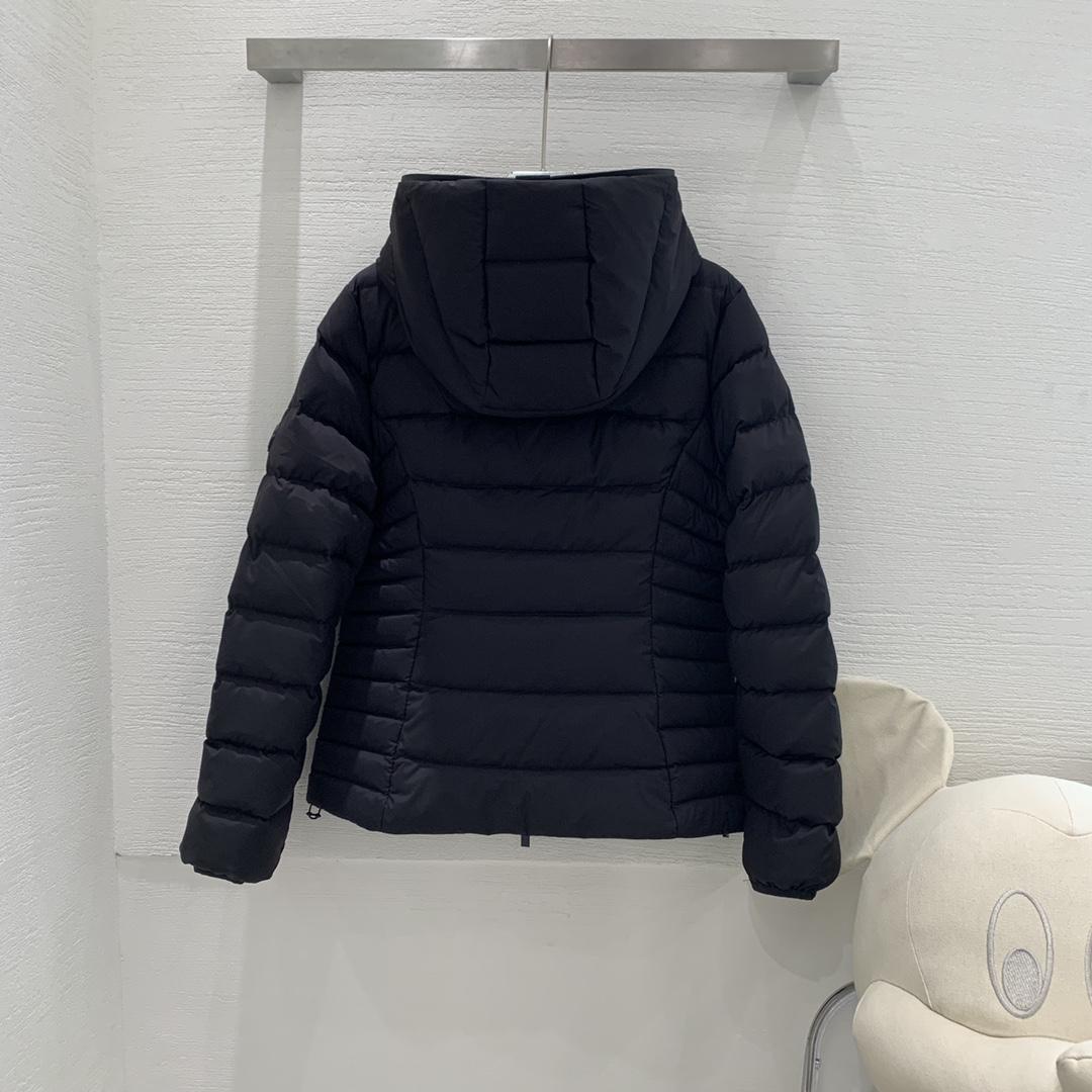 Moncler Herbe kurze Daunenjacke - EUR FASHION